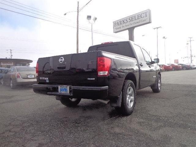 2011 Nissan Titan XR