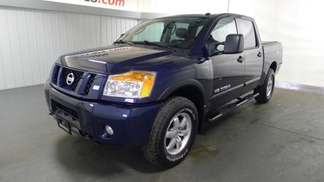 2011 Nissan Titan 545I 6-spd MANU