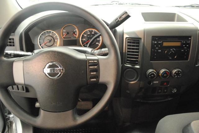 2011 Nissan Titan W/nav.sys