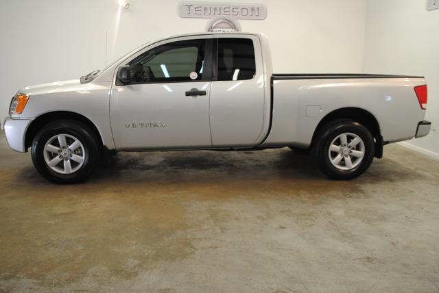 2011 Nissan Titan W/nav.sys