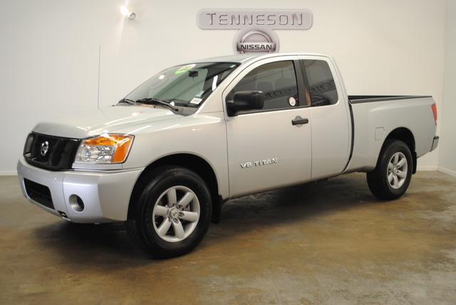 2011 Nissan Titan W/nav.sys