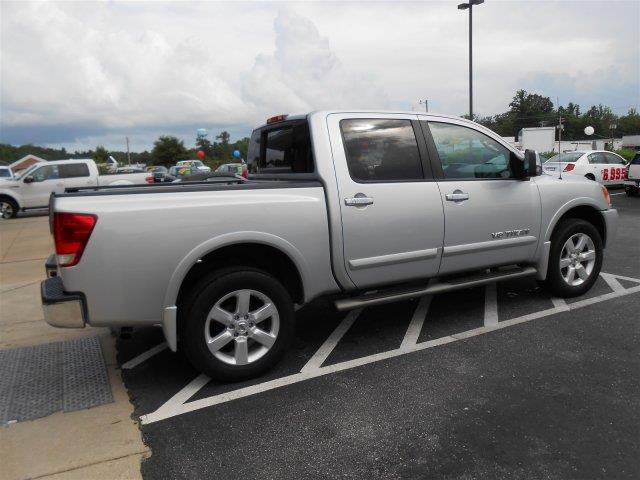 2011 Nissan Titan Unknown