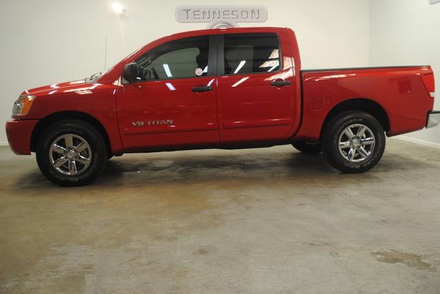 2012 Nissan Titan 4.6L Eddie Bauer