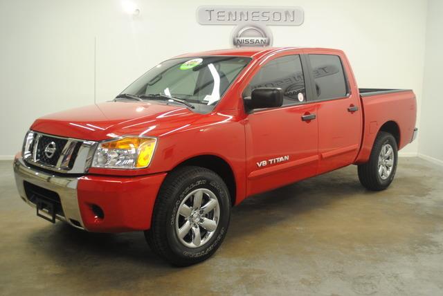 2012 Nissan Titan 4.6L Eddie Bauer