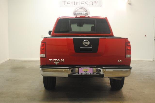 2012 Nissan Titan 4.6L Eddie Bauer