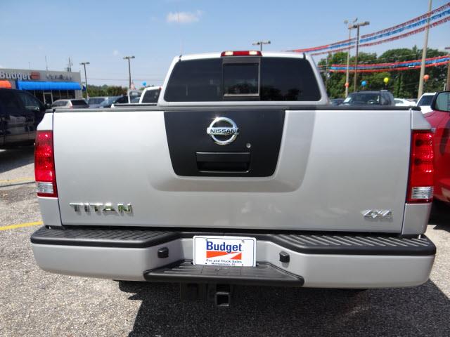 2012 Nissan Titan Unknown