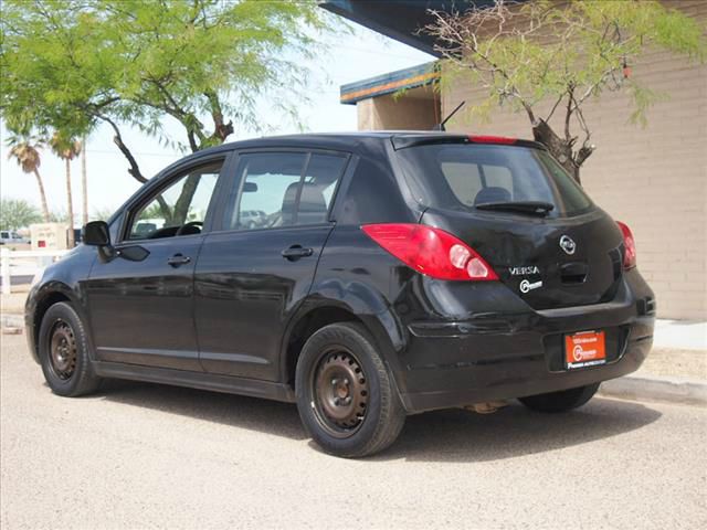 2007 Nissan Versa E43