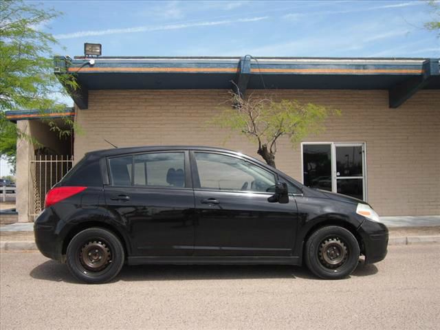 2007 Nissan Versa E43