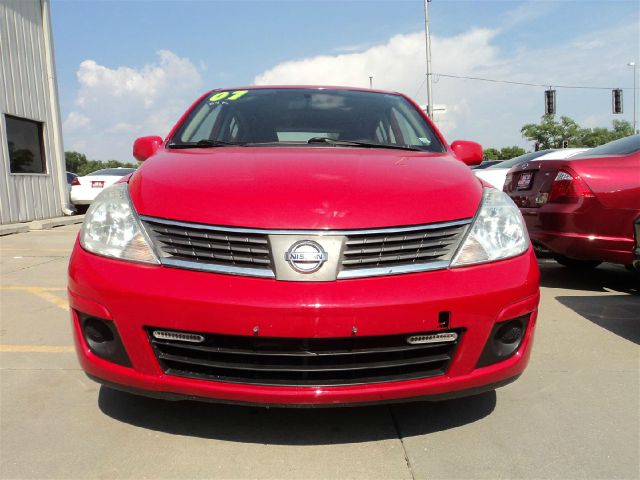 2007 Nissan Versa E43