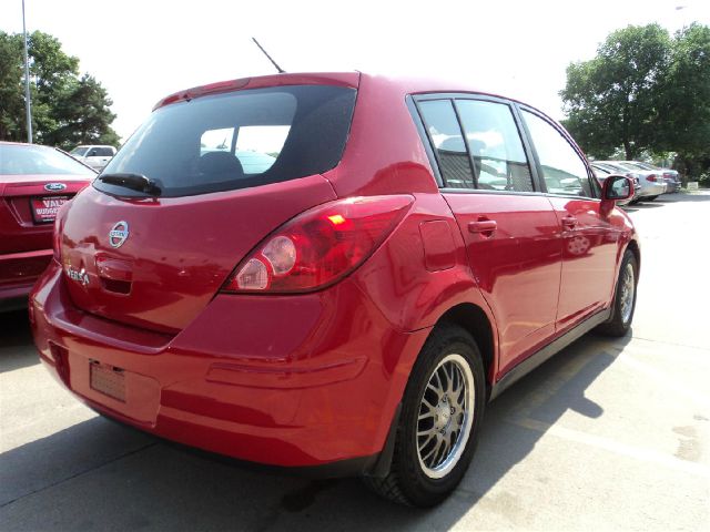 2007 Nissan Versa E43