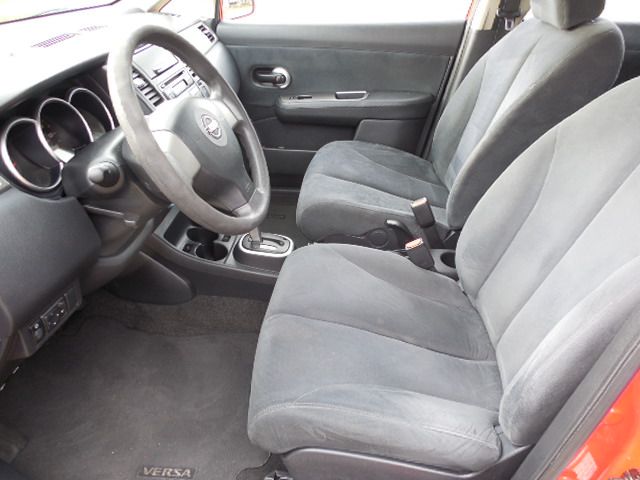 2007 Nissan Versa E43