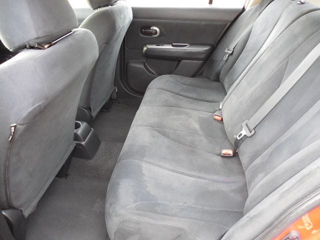 2007 Nissan Versa E43