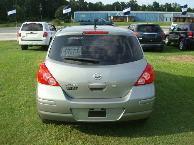 2007 Nissan Versa Limited Access Cab 4WD