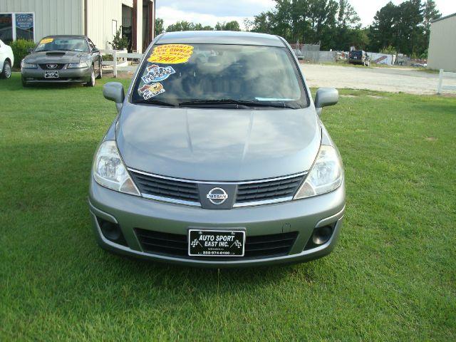 2007 Nissan Versa Limited Access Cab 4WD