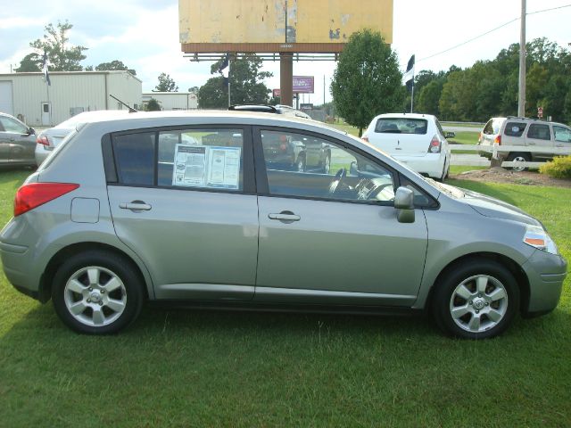 2007 Nissan Versa Limited Access Cab 4WD