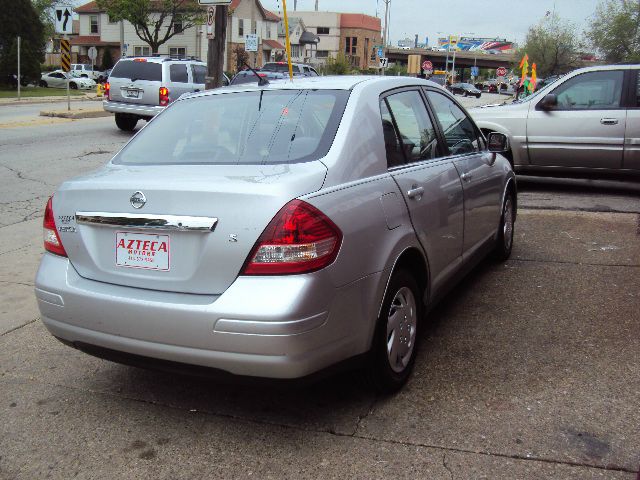 2007 Nissan Versa Crew Cab Standard Box 2-wheel Drive SLE