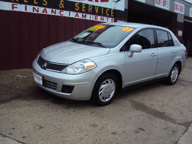 2007 Nissan Versa Crew Cab Standard Box 2-wheel Drive SLE