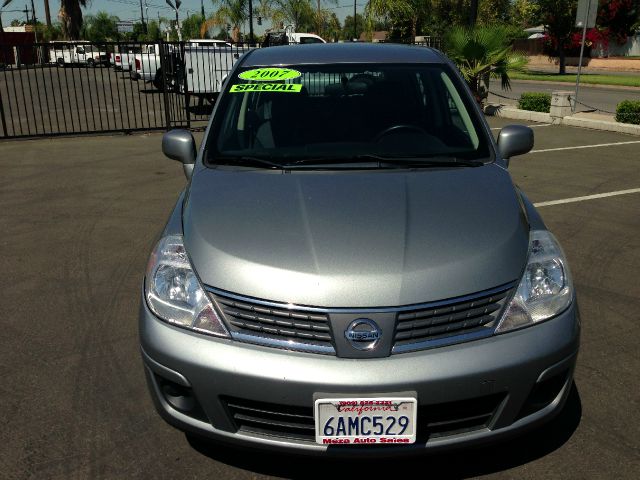 2007 Nissan Versa Limited Access Cab 4WD