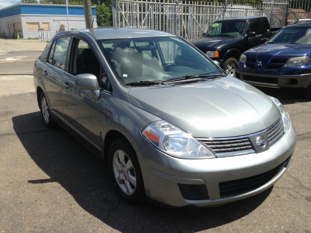 2007 Nissan Versa 1500 SLE 4WD