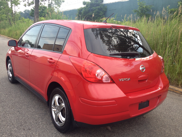 2007 Nissan Versa E43