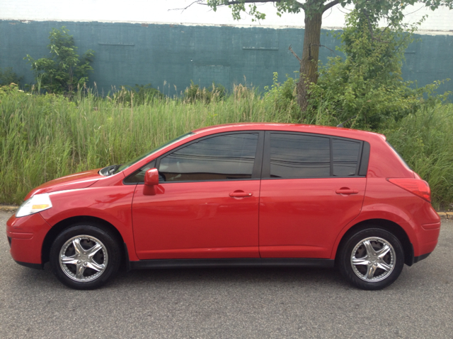 2007 Nissan Versa E43