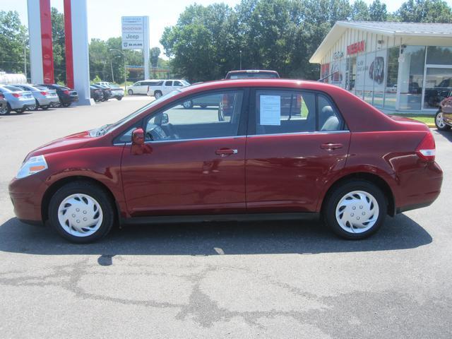 2007 Nissan Versa E43