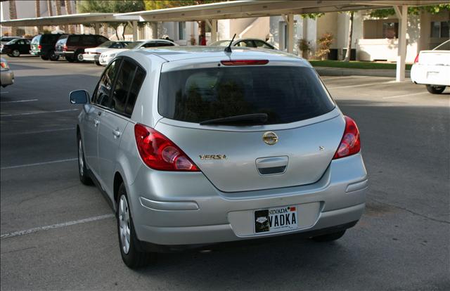 2007 Nissan Versa Unknown