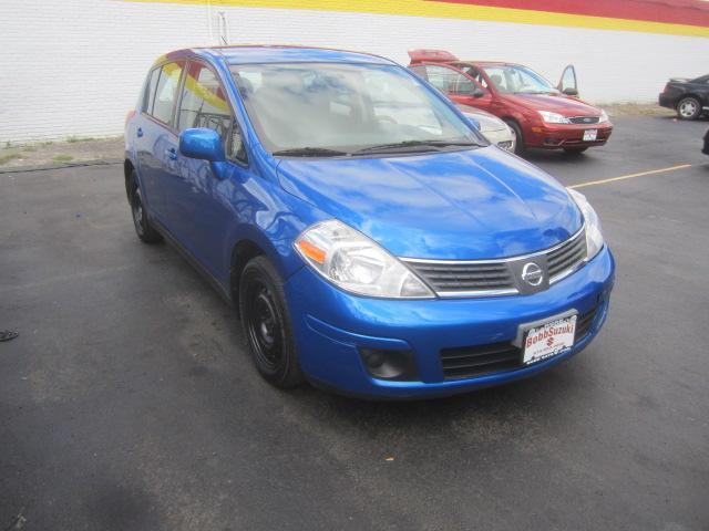 2007 Nissan Versa SR5 E. Cab 4x4 V8