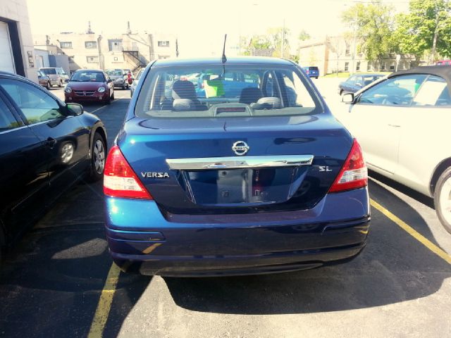 2007 Nissan Versa 1500 SLE 4WD