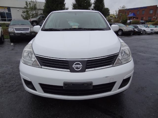 2007 Nissan Versa E43