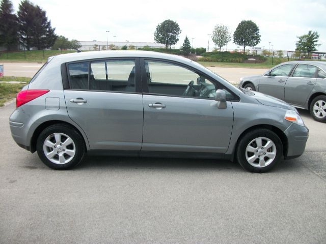 2007 Nissan Versa Limited Access Cab 4WD