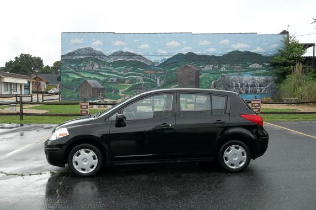 2007 Nissan Versa E43