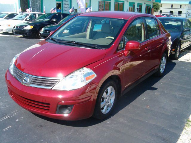 2007 Nissan Versa 1500 SLE 4WD