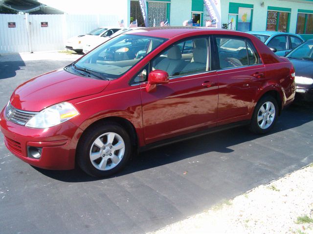 2007 Nissan Versa 1500 SLE 4WD