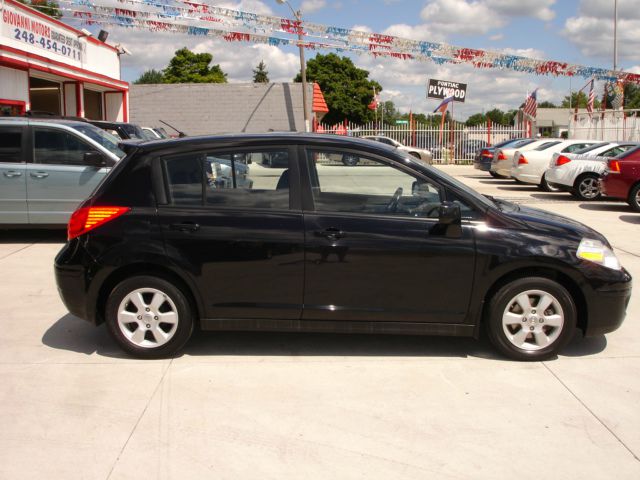 2007 Nissan Versa Limited Access Cab 4WD