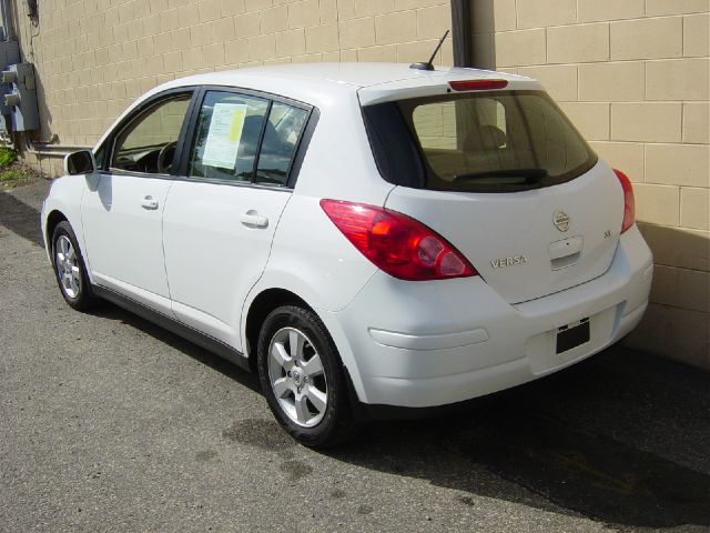 2007 Nissan Versa Limited Access Cab 4WD