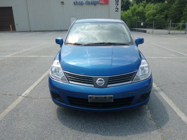 2007 Nissan Versa E43