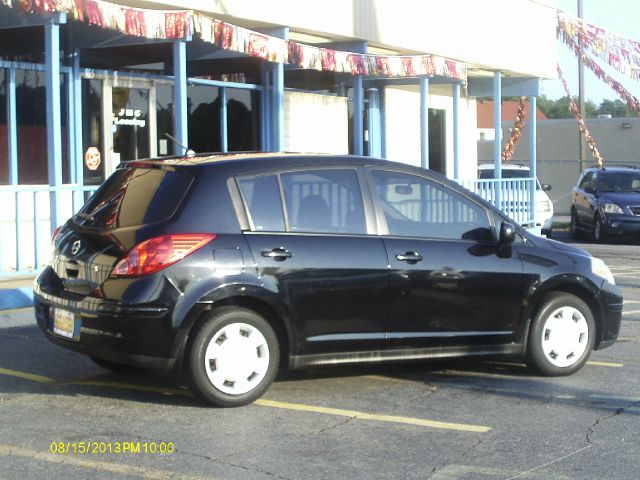 2007 Nissan Versa E43