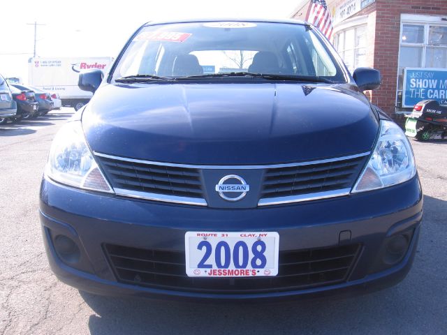 2008 Nissan Versa E43