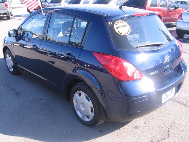 2008 Nissan Versa E43