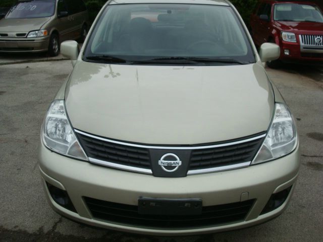 2008 Nissan Versa 1500 SLE 4WD