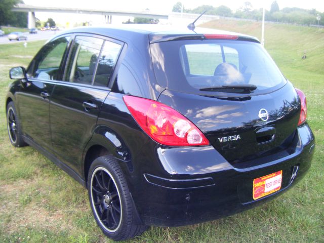 2008 Nissan Versa Limited Access Cab 4WD