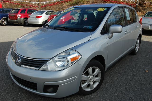 2008 Nissan Versa Limited Access Cab 4WD