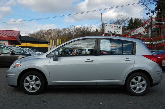 2008 Nissan Versa Limited Access Cab 4WD