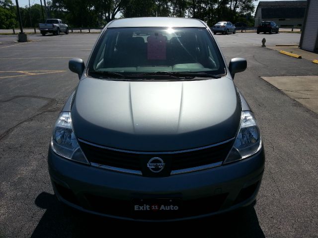 2008 Nissan Versa E43