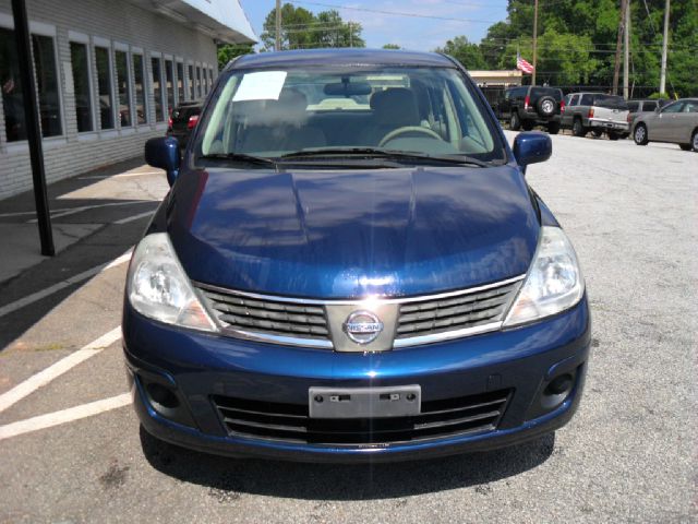 2008 Nissan Versa Unknown