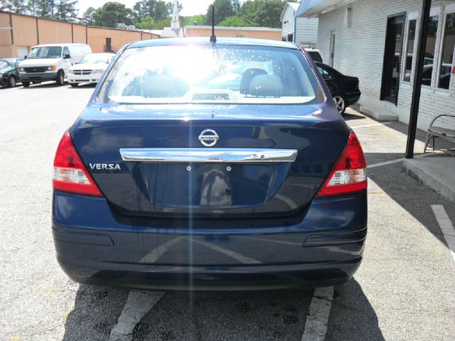 2008 Nissan Versa Unknown