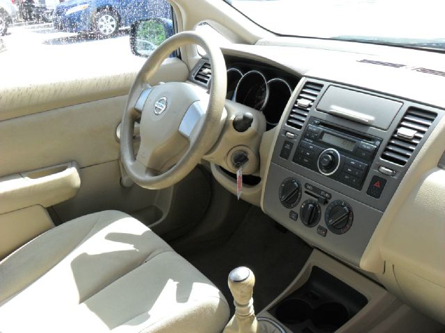 2008 Nissan Versa Unknown