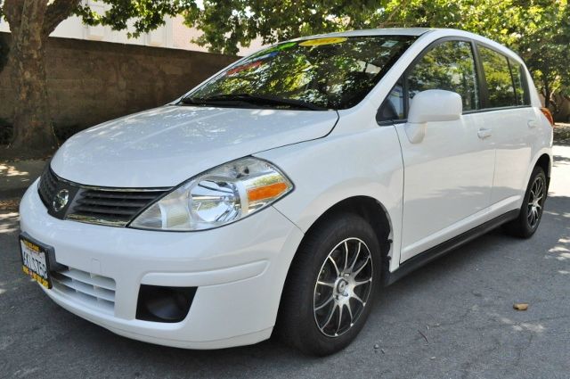 2008 Nissan Versa E43