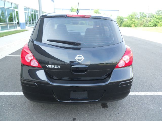 2008 Nissan Versa E43